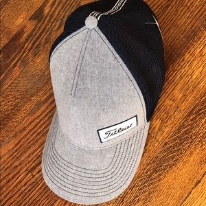Titleist Golf Hat - M/L-New